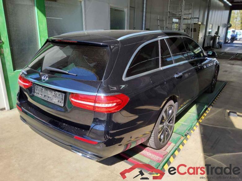 Mercedes-Benz E -Klasse T-Modell (BM 213)(06.2016->) DE - Kb5 E 300 de EU6d-T, T de Avantgarde (EURO 6d-TEMP), 2018 - 2020 #3