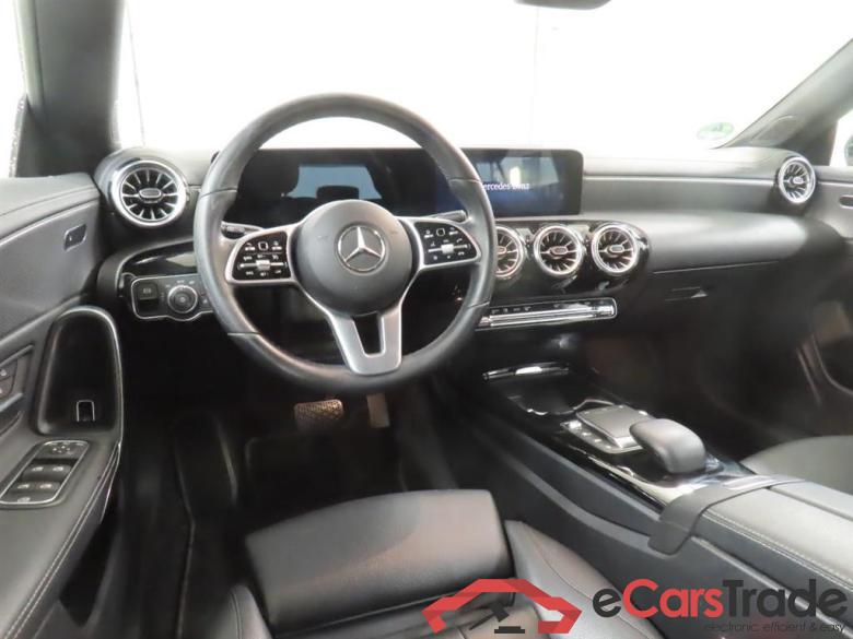Mercedes CLA 200d SB Aut. LED-Xenon Widescreen Ambient Navi Sport-Leather KeylessGo Klima PDC ... #4