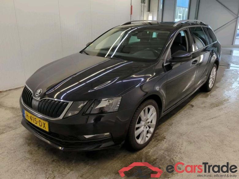 SKODA Octavia Combi 1.6 TDI Clever Ed. #1
