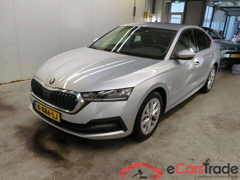 SKODA Octavia 1.0 e-TSI BnsEdition
