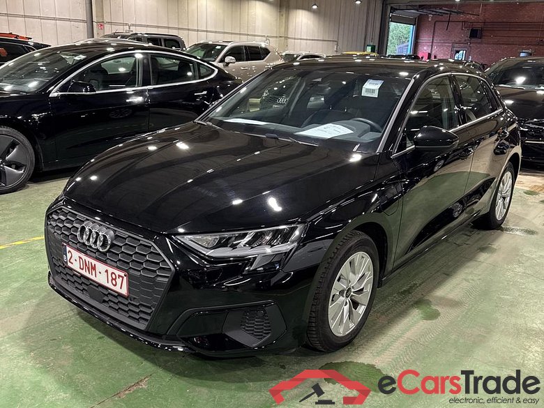 AUDI A3 SPORTBACK 1.4 40 TFSI E S TRONIC SPORTB ATTRACTION