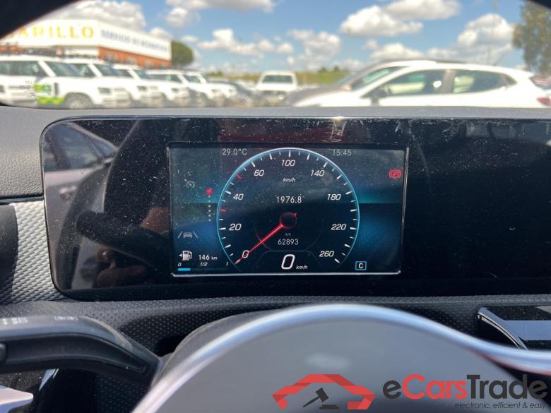 Mercedes A 180 d Clase A A 180 d (177.003) 1.5 115CV MT6 E6dT #4