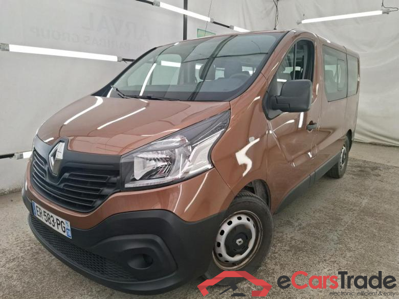 Renault Life L1 dCi 95 Stop & Start 9 places RENAULT Trafic 4p Combi Life L1 dCi 95 Stop & Start 9 places