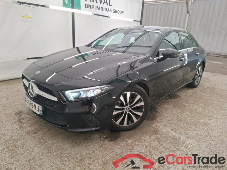 Mercedes A 200 d Business Line 8G-DCT MERCEDES-BENZ Classe A Compact / 2018 / 5P / Berline A 200 d Business Line 8G-DCT