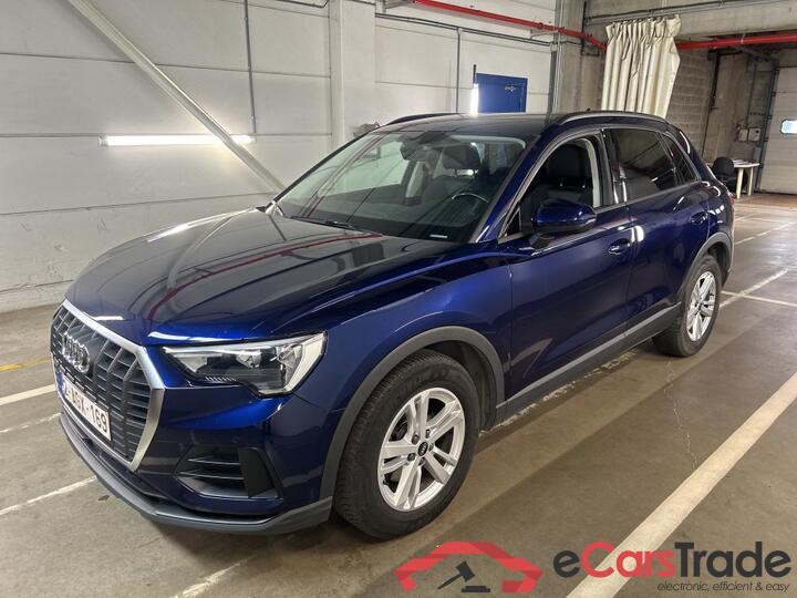 Audi Q3 Q3 35 TDI S Tronic Business Edition 110kW/150pk  5D/P Auto-7 #1