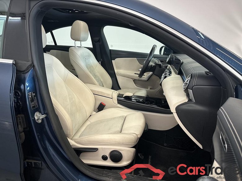 Mercedes CLA '19 Mercedes-Benz CLA CLA 180 d DCT Bus. Solution Progressive 4d #3
