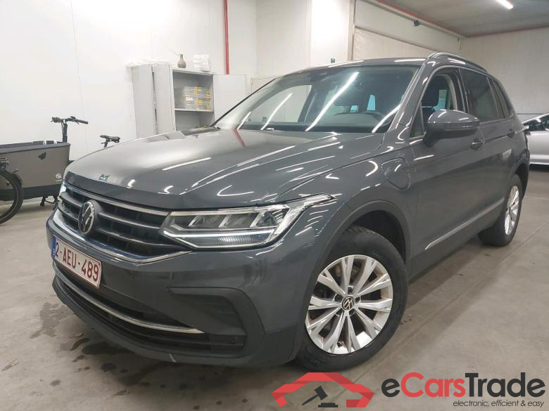 VOLKSWAGEN - VW  TIGUAN eHybrid 245PK DSG Life Pack Travel & Nav Discover Media   * HYBRID *
