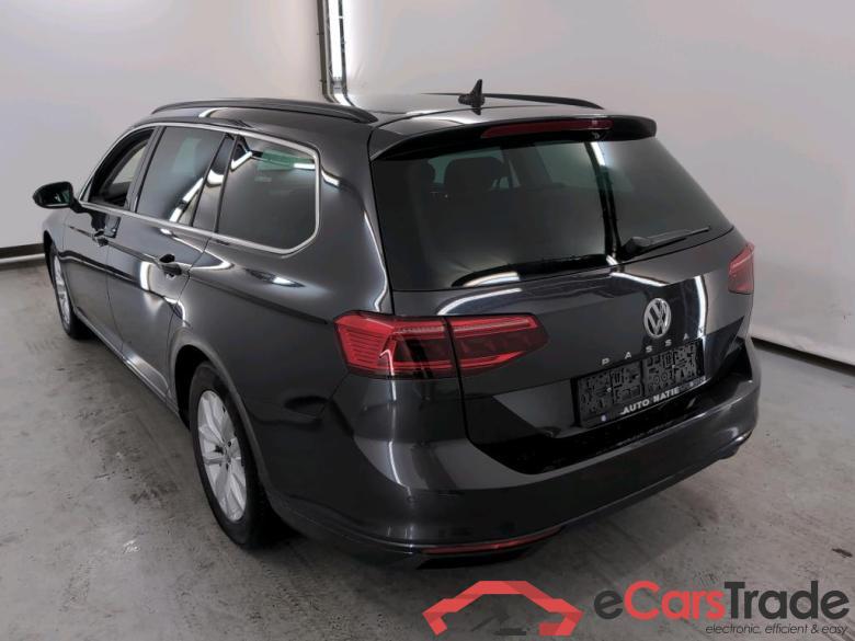 VOLKSWAGEN PASSAT VARIANT DIESEL - 2019 1.6 TDi SCR Style Business DSG #3