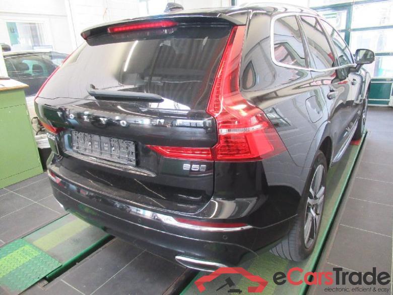 Volvo XC60 (03.2017->) DE - SUV5 B5 (Diesel) AWD EU6d, Inscription Mild-Hybrid (EURO 6d), 2020 - 2021 #3