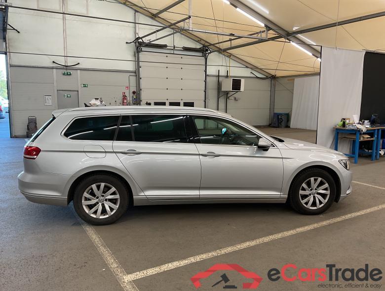 VOLKSWAGEN Passat Variant Passat SW 2.0 CR TDi Comfortline DSG #3
