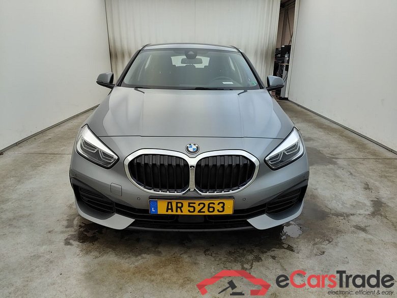 BMW 1 HATCH DIESEL - 2019 118 dA 150hp (EU6AP) 5d #1