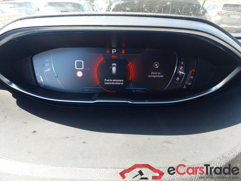 PEUGEOT 3008 Allure Pack 130 S&S AT8 PureTech #4