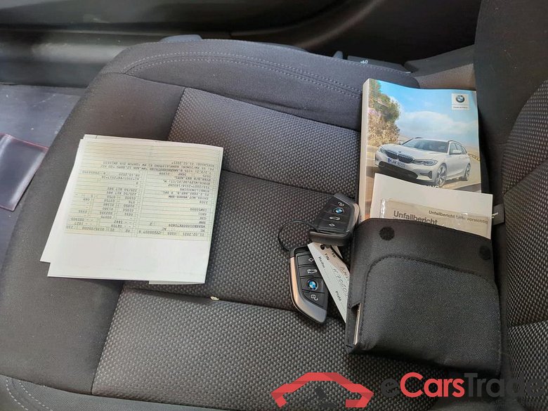 BMW 3-Serie Touring ´18 Baureihe 3 Touring 330 e Advantage 2.0 185KW AT8 E6d #3