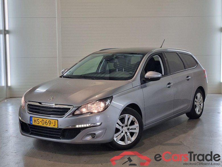 PEUGEOT 308 SW 1.2 PureTech Blue Lease Executive