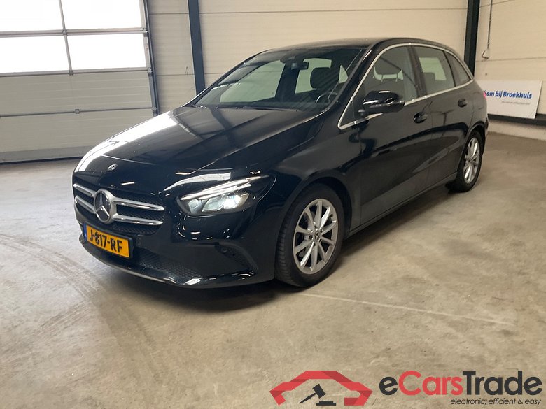 MERCEDES-BENZ B-KLASSE 180 Advantage #1