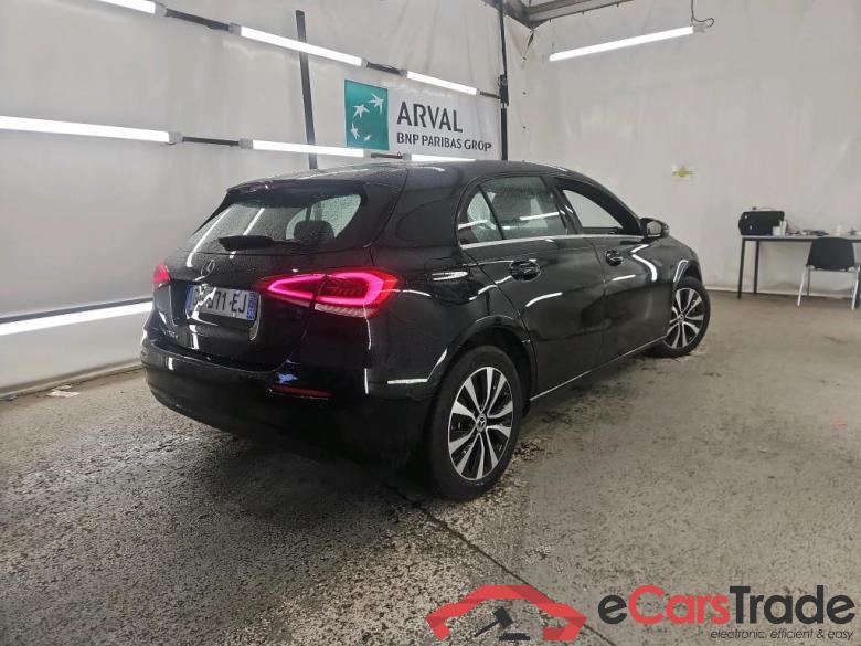 Mercedes A 250 e Business Line 8G-DCT MERCEDES-BENZ Classe A Compact / 2018 / 5P / Berline A 250 e Business Line 8G-DCT #3