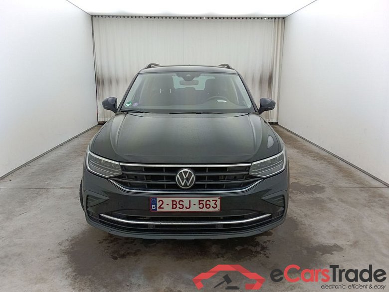 Volkswagen Tiguan 1.4 eHybrid DSG Life 5d #1
