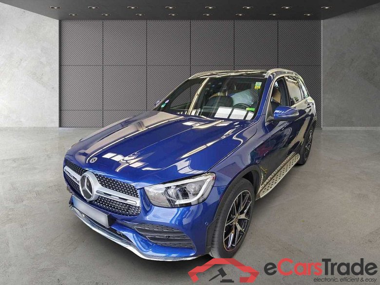 Mercedes-Benz GLC -Klasse (BM 253)(06.2015->) DE - SUV5 GLC 300 e EU6d, e AMG Line 4Matic (EURO 6d), (Facelift) 2020 - 2022 #1