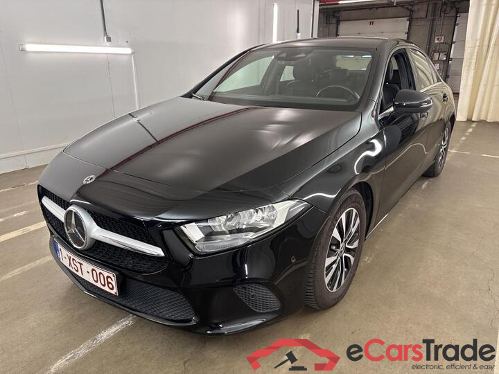 Mercedes A-Klasse Limousine A-Klasse Limousine A 180 d DCT Business Solution 85kW/116pk  4D/P Auto-7