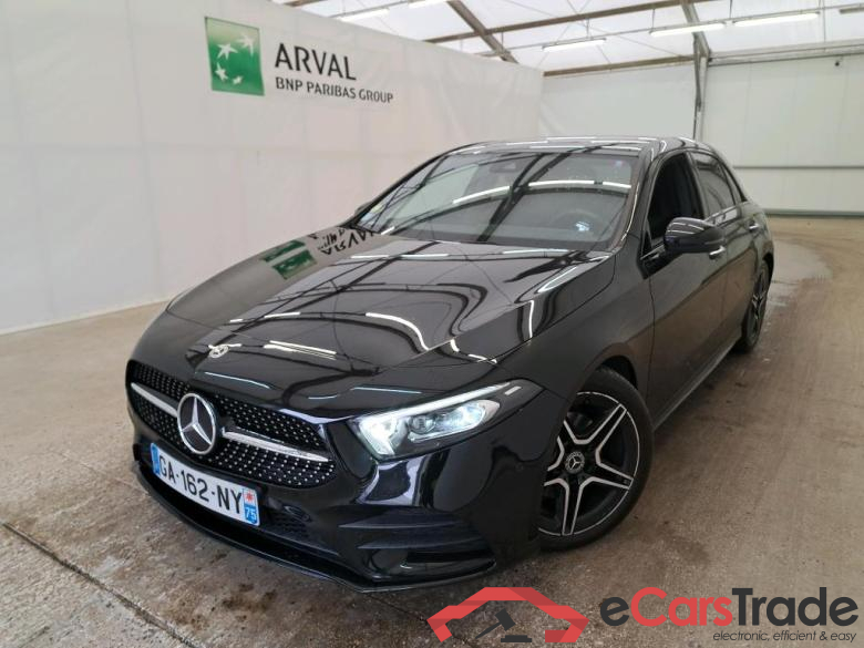 Mercedes A 200 d AMG Line 8G-DCT MERCEDES-BENZ Classe A Compact / 2018 / 5P / Berline A 200 d AMG Line 8G-DCT