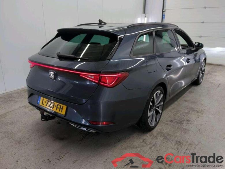 SEAT Leon Sportstourer 2.0 TDI FR Bns Int #2