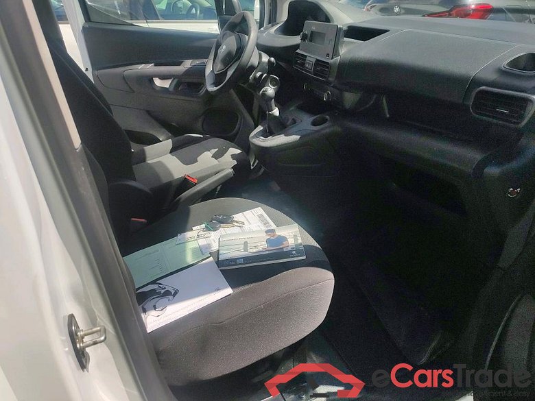 Peugeot Pro Standard 600kg BlueHDi 73kW (AC) PEUGEOT Partner / 2018 / 3P / furgón derivado de turismo Pro Standard 600kg BlueHDi 73kW (AC) #6