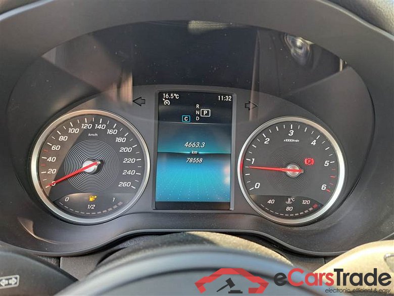 Mercedes 182 MERCEDES-BENZ CLASSE C / 2018 / 5P / STATION WAGON C180 D BUSINESS AUTO SW #4