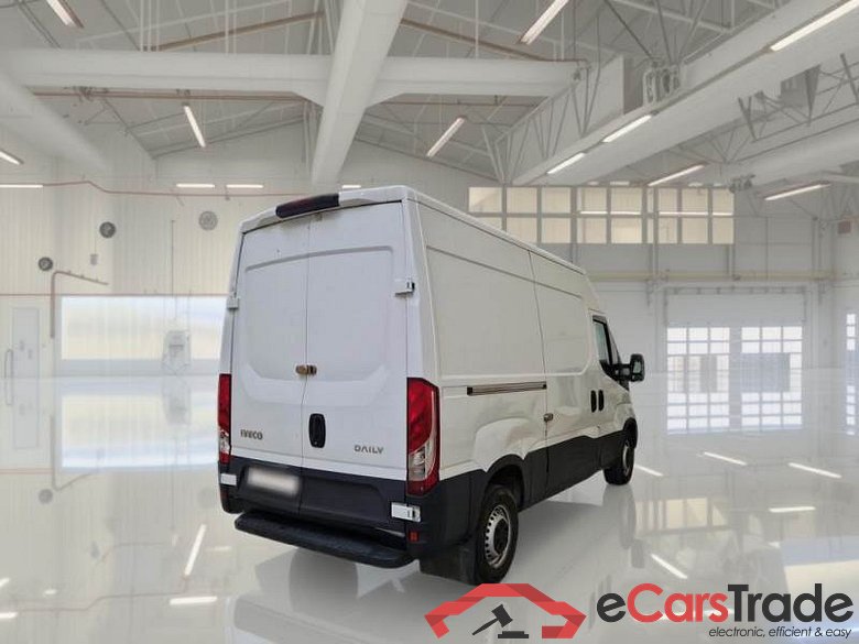 Iveco 416 IVECO DAILY / 2019 / 4P / FURGONE 35S14NV 3520 H2 BLUE P. #2