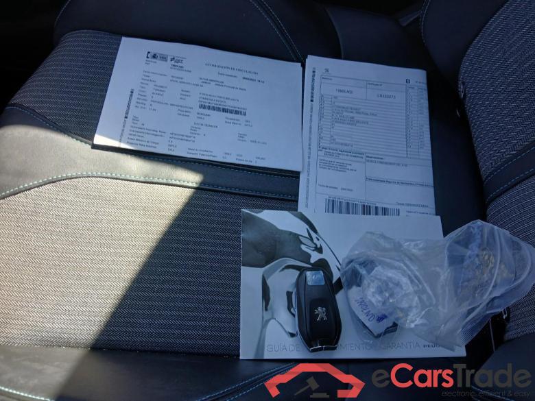 Peugeot 225 e-EAT8 Allure 3008 Hybrid 225 Allure 1.6 Plug-In 225CV AT8 E6d #5