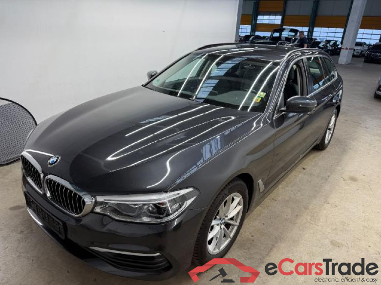 BMW 5-Serie Touring ´16 Baureihe 5 Touring 520 d 2.0 140KW AT8 E6dT