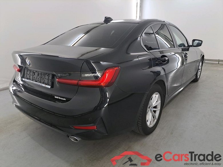 BMW 3 DIESEL - 2019 318 dA AdBlue Model Advantage Business #4