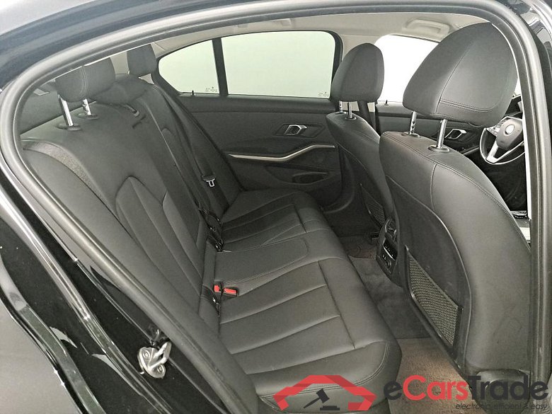 BMW 3 DIESEL - 2019 318 dA AdBlue Model Advantage Business #6