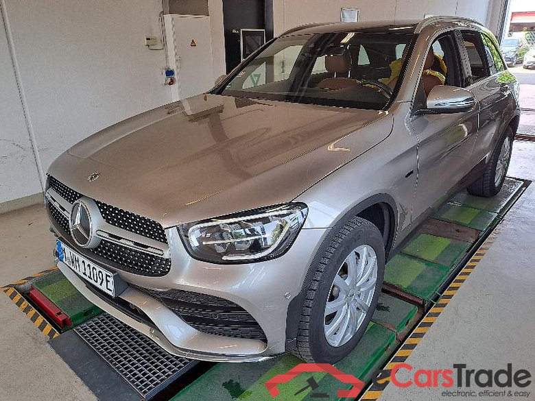 Mercedes-Benz GLC -Klasse (BM 253)(06.2015->) DE - SUV5 GLC 300 e EU6d, e AMG Line 4Matic (EURO 6d), (Facelift) - Transportschaden s. KVA #1