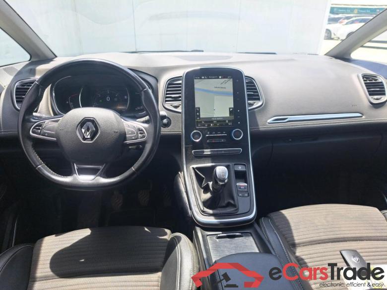 Renault Zen Energy dCi 81kW (110CV) RENAULT Scénic / 2016 / 5P / monovolumen compacto Zen Energy dCi 81kW (110CV) #3
