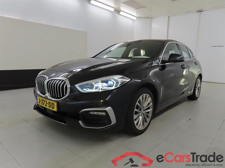 BMW 1-serie 118d High Exec Ed. #1