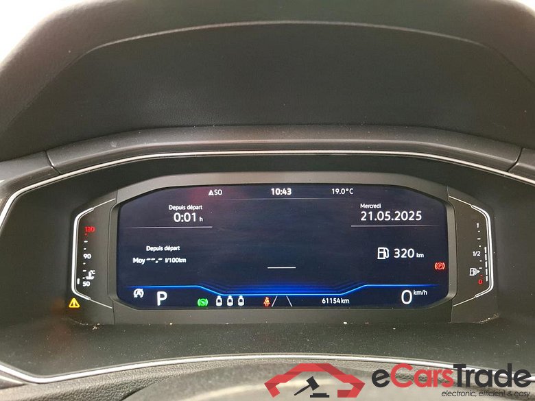 Volkswagen 1.5 TSI 150 EVO CARAT DSG7 VOLKSWAGEN T-Roc / 2017 / 5P / SUV 1.5 TSI 150 EVO CARAT DSG7 #6