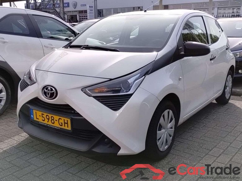 TOYOTA Aygo 1.0 VVT-i x-fun #1