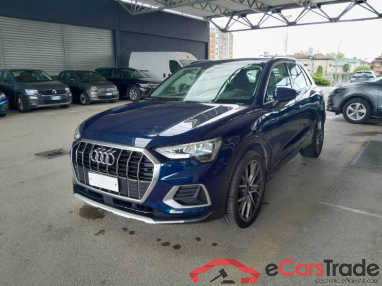 Audi 108 AUDI Q3 / 2018 / 5P / SUV 35 TDI QUATTRO S TRONIC BUSINESS ADVANCE