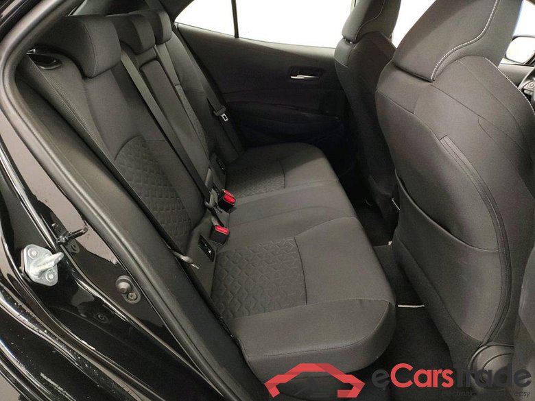 TOYOTA COROLLA 1.8 HYBRID DYNAMIC E-CVT #6