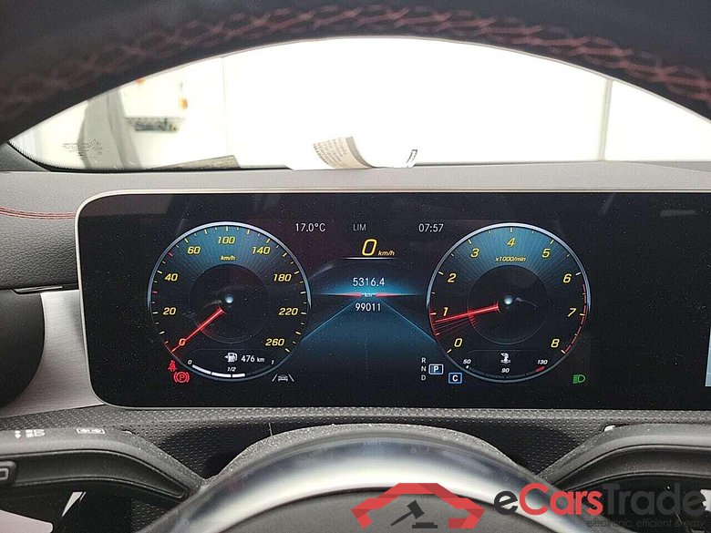 MERCEDES-BENZ CLA-klasse Shooting Brake 200 Business Solution AMG DCT #4