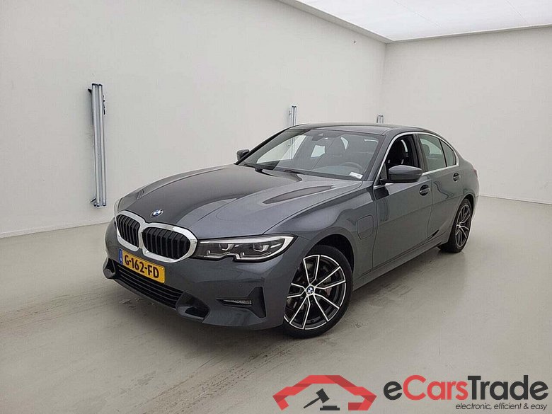 BMW 3-serie 330eA High Executive