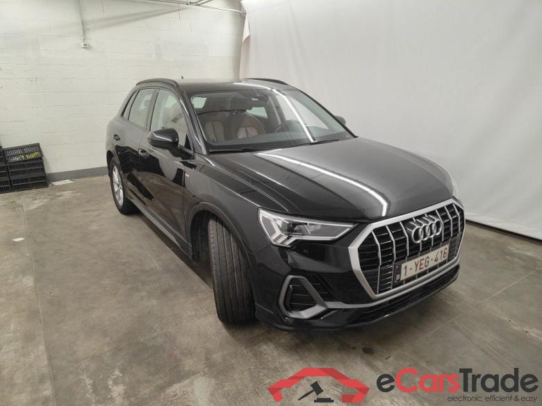 Audi Q3 35 TDI S tronic S line Business Edition 5d #2