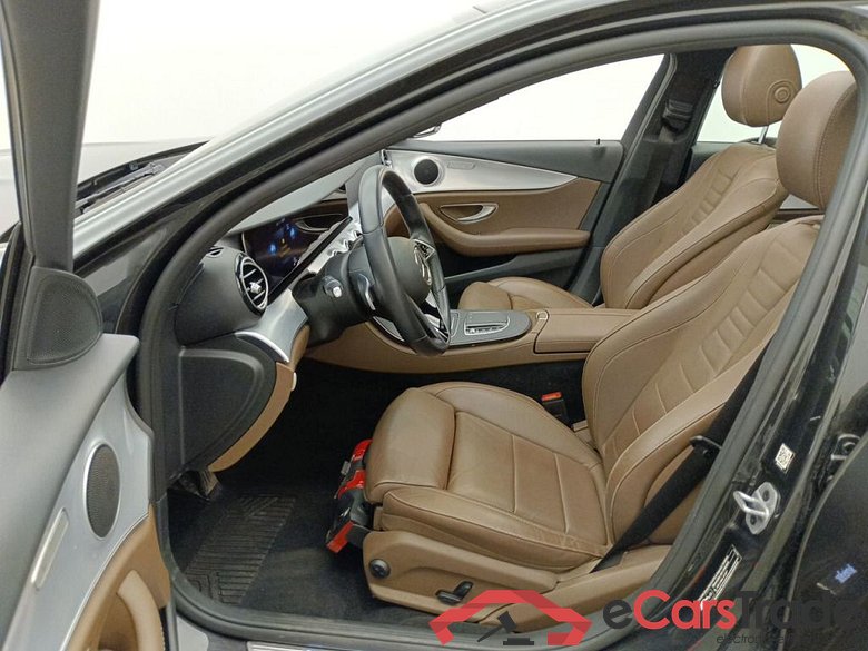 Mercedes-Benz E-Klasse Berline E 200 d Business Solution 4d #6