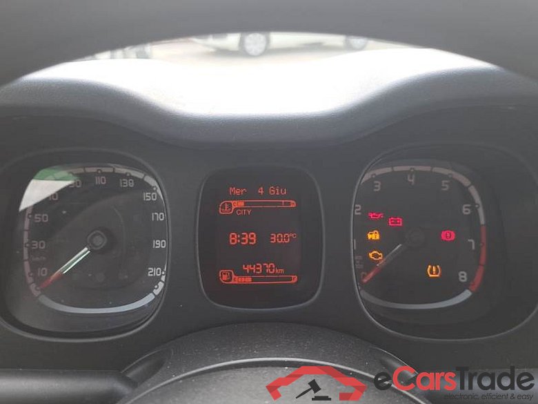 Fiat 12EASCR2020 FIAT PANDA / 2011 / 5P / BERLINA 1.2 69CV SeS E6D-TEMP EASY #4