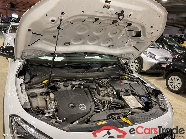 MERCEDES-BENZ GLA 1.3 GLA 250 E DCT BUSINESS SOLUTION #6