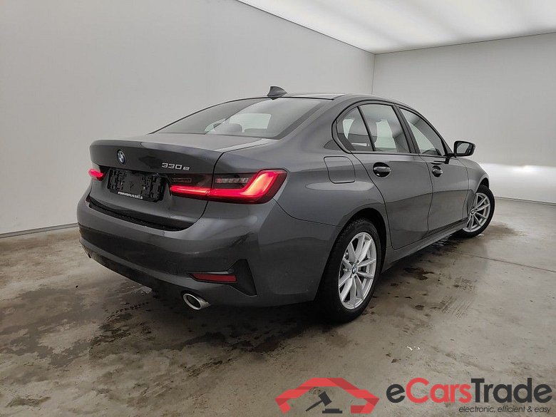 BMW 3 Reeks Berline 330e (215 kW) 4d #5