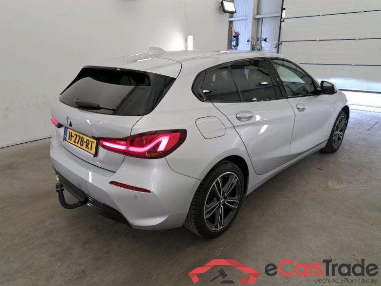 BMW 1 Serie '19 BMW 1 Serie 118iA 5d #2