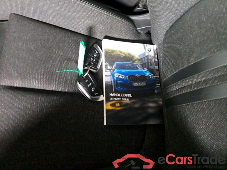 BMW 1 Serie '19 BMW 1 Serie 118iA 5d #4