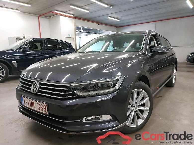 VOLKSWAGEN - VW  PASSAT VARIANT TDI 150PK DSG7 Highline Business With Alcantara Leather