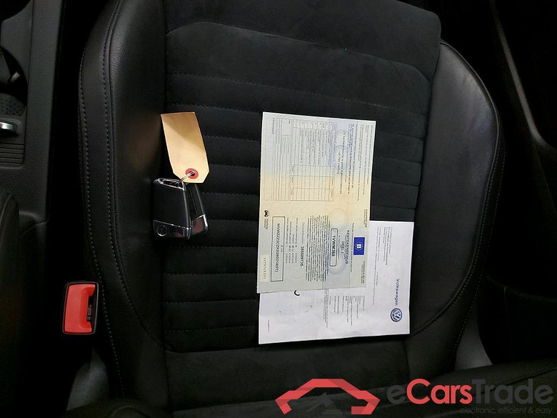 VOLKSWAGEN - VW  PASSAT VARIANT TDI 150PK DSG7 Highline Business With Alcantara Leather #4